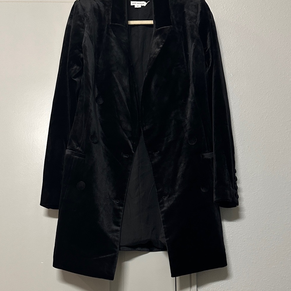 Good American Black Velvet Double-Breasted Blazer